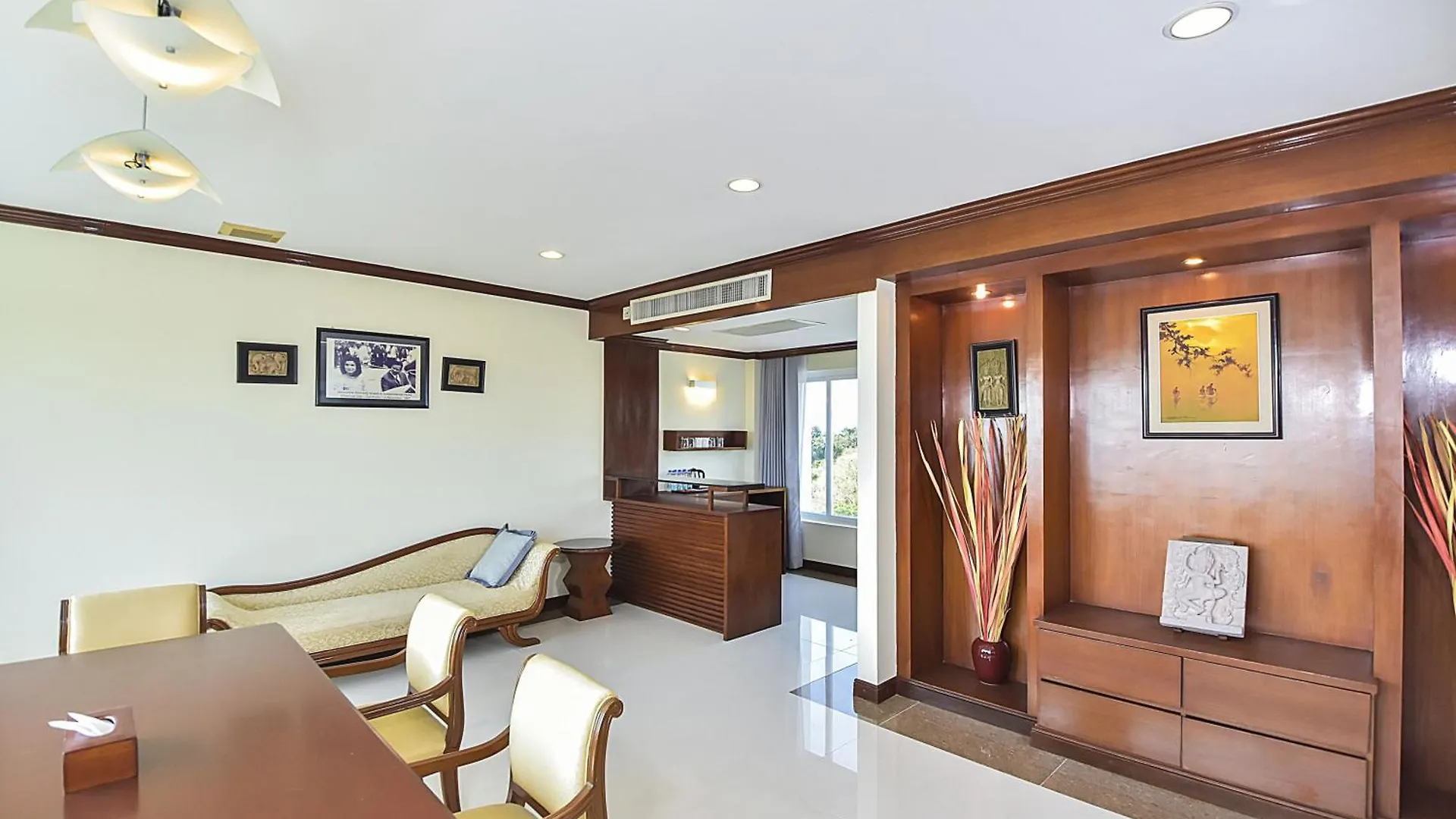 ****  Independence Hotel Resort & Spa Sihanoukville Cambodia