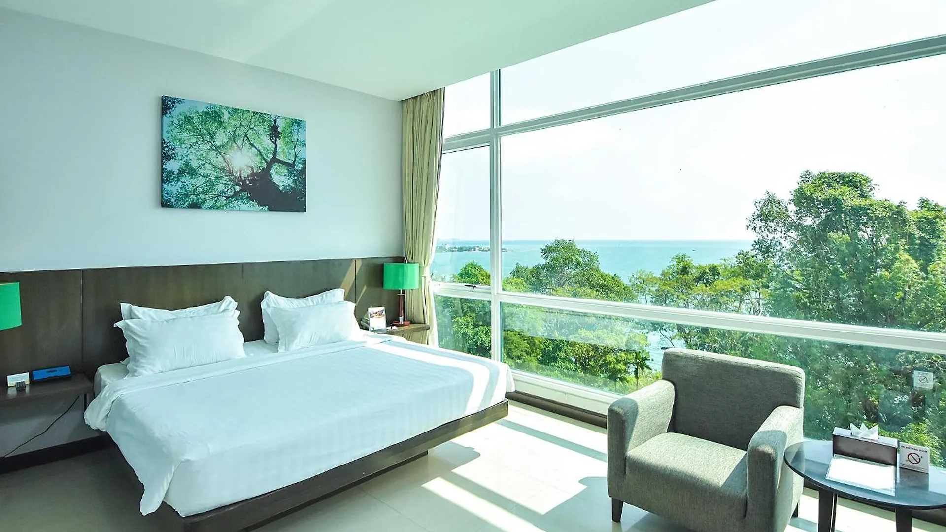 ****  Independence Hotel Resort & Spa Sihanoukville Cambodia